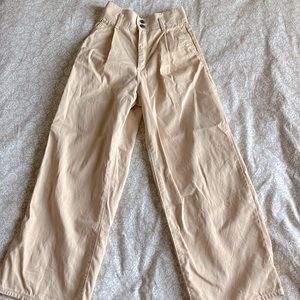 Pleated wide leg pants